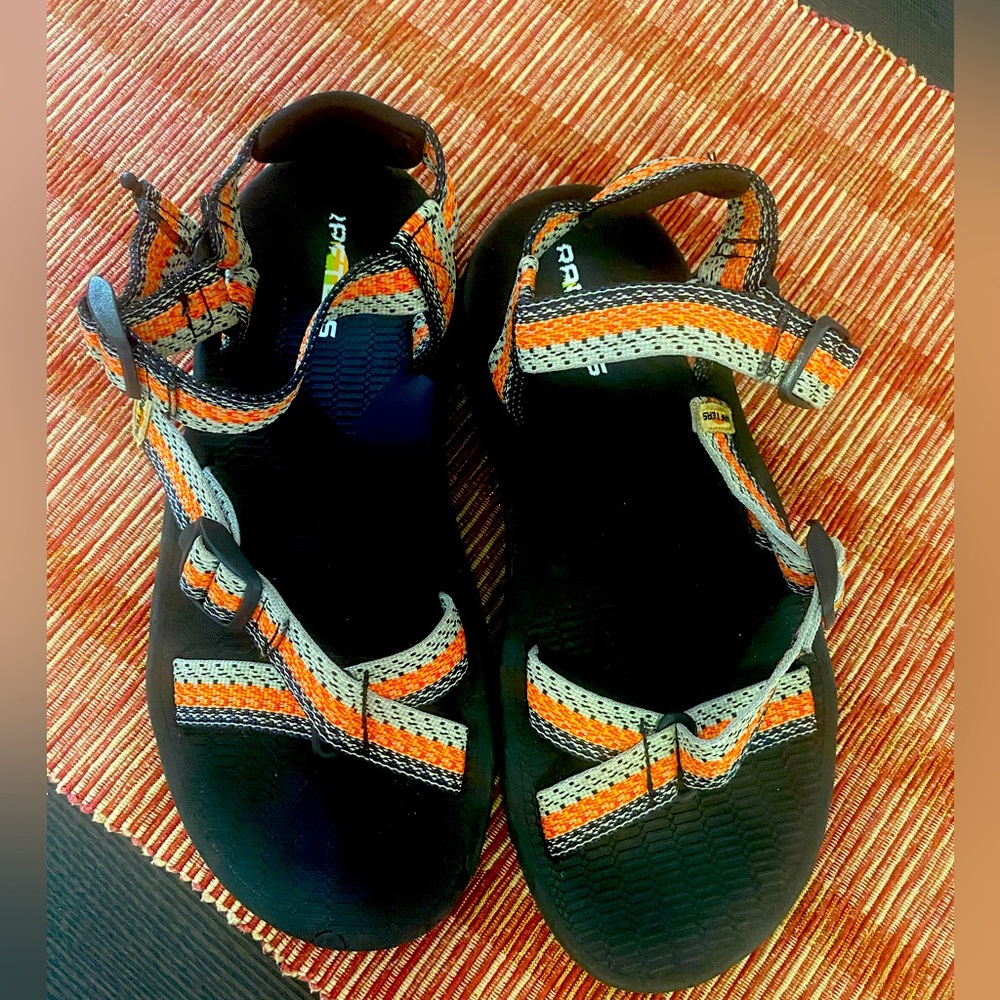 Rafter sandals